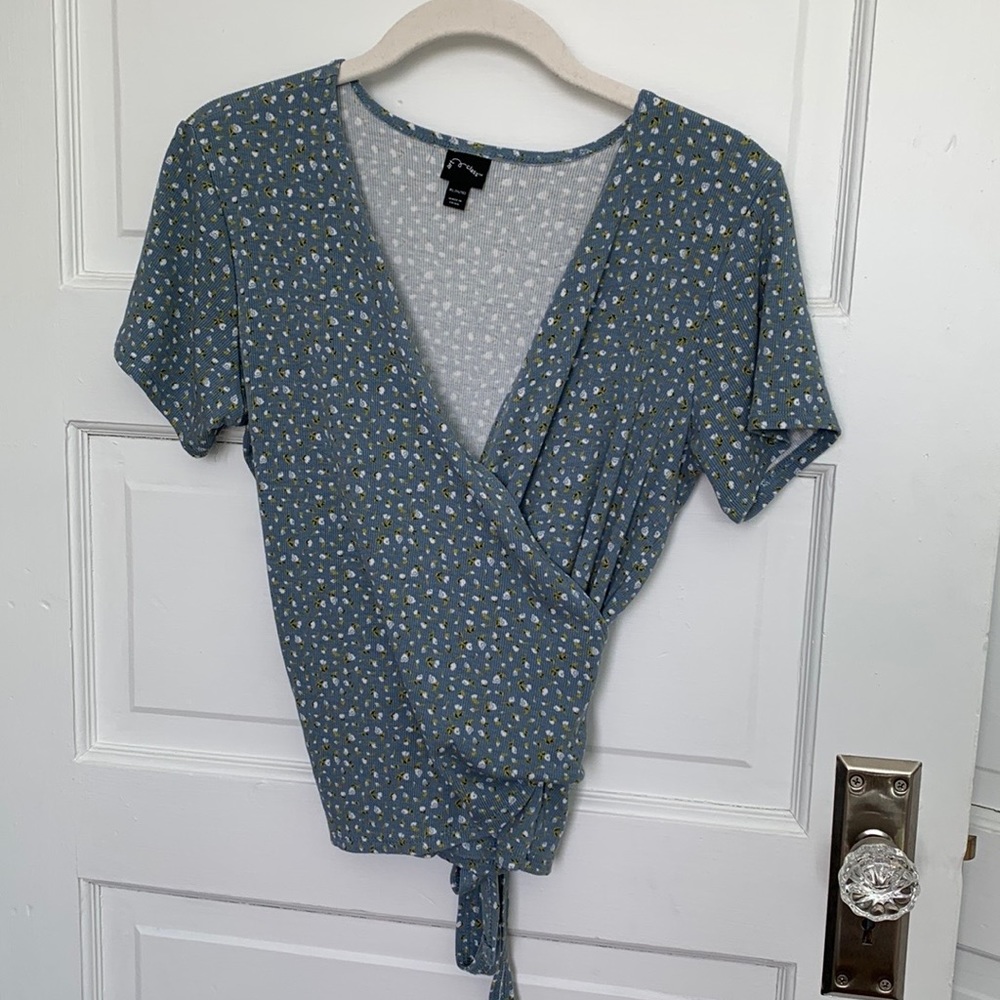 Art Class Blue Floral Knit Wrap Top -XL